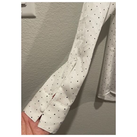 EXPRESS Slim Polka Dot Ruffle Neck Antique White Blouse - Picture 5 of 6